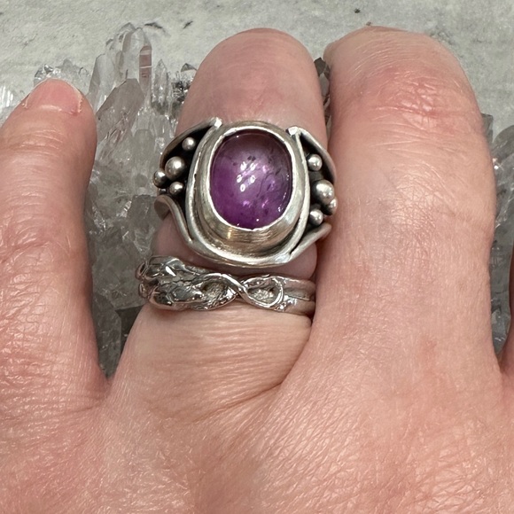 Acid Queen amethyst ring size 5.25 - Picture 2 of 7
